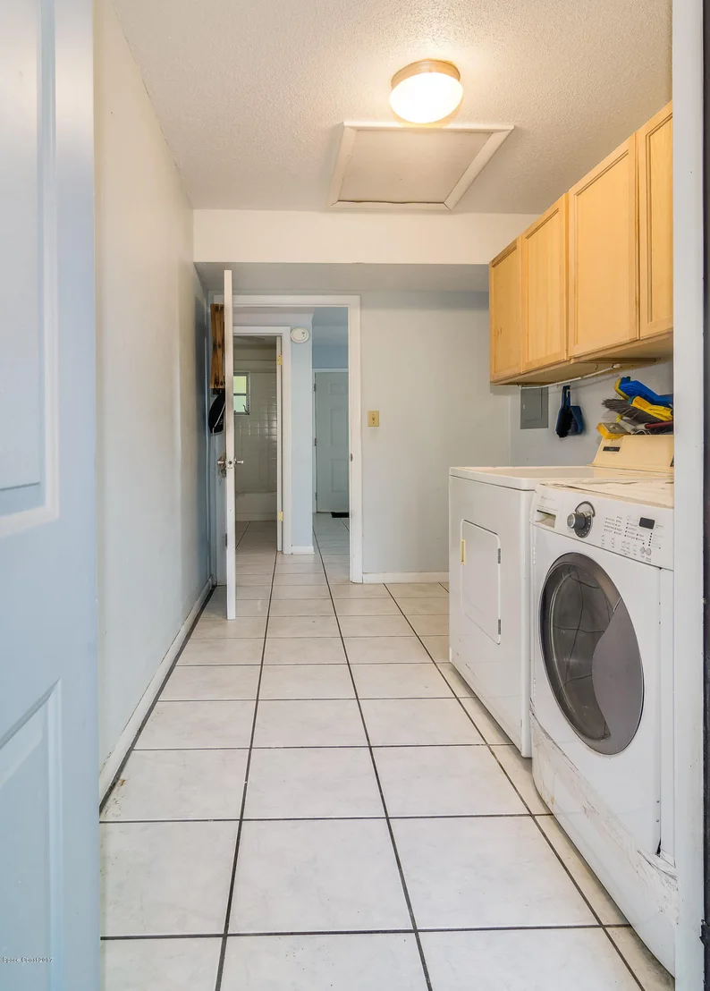 Photo of 2938 Chipper Drive NE