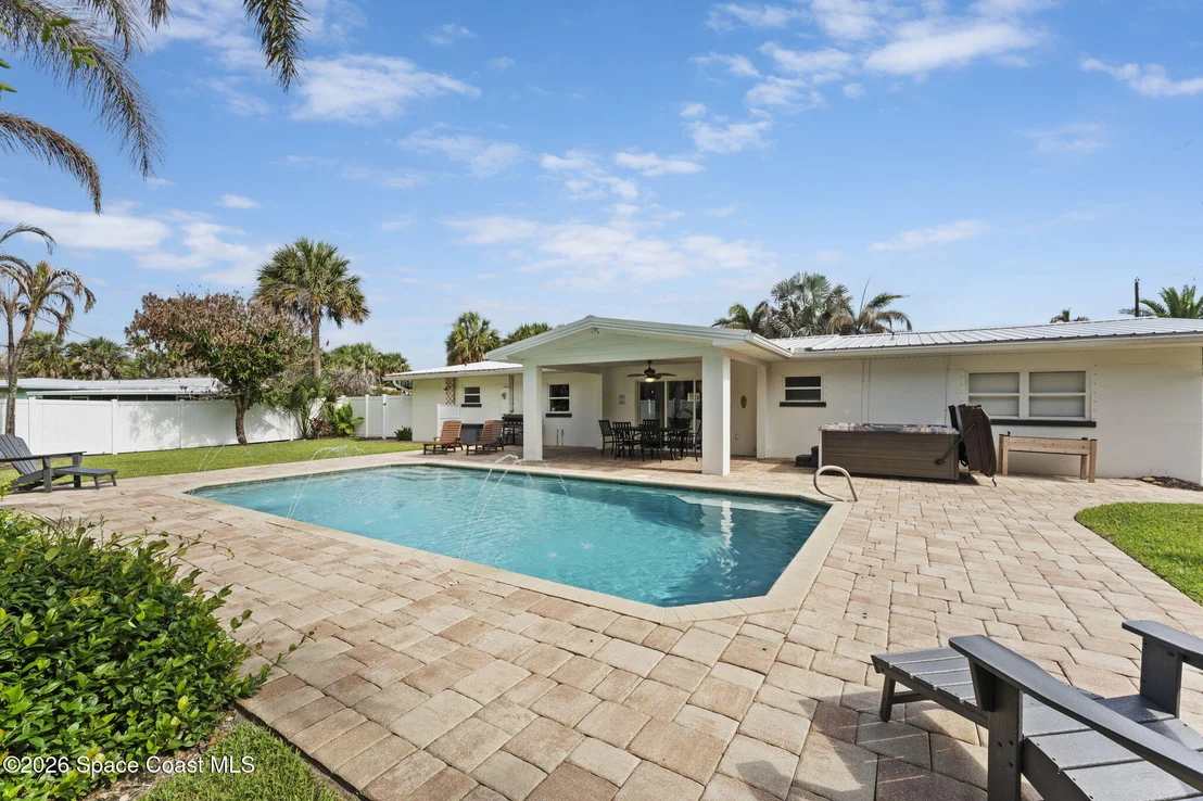 Photo of 415 Hibiscus Trail