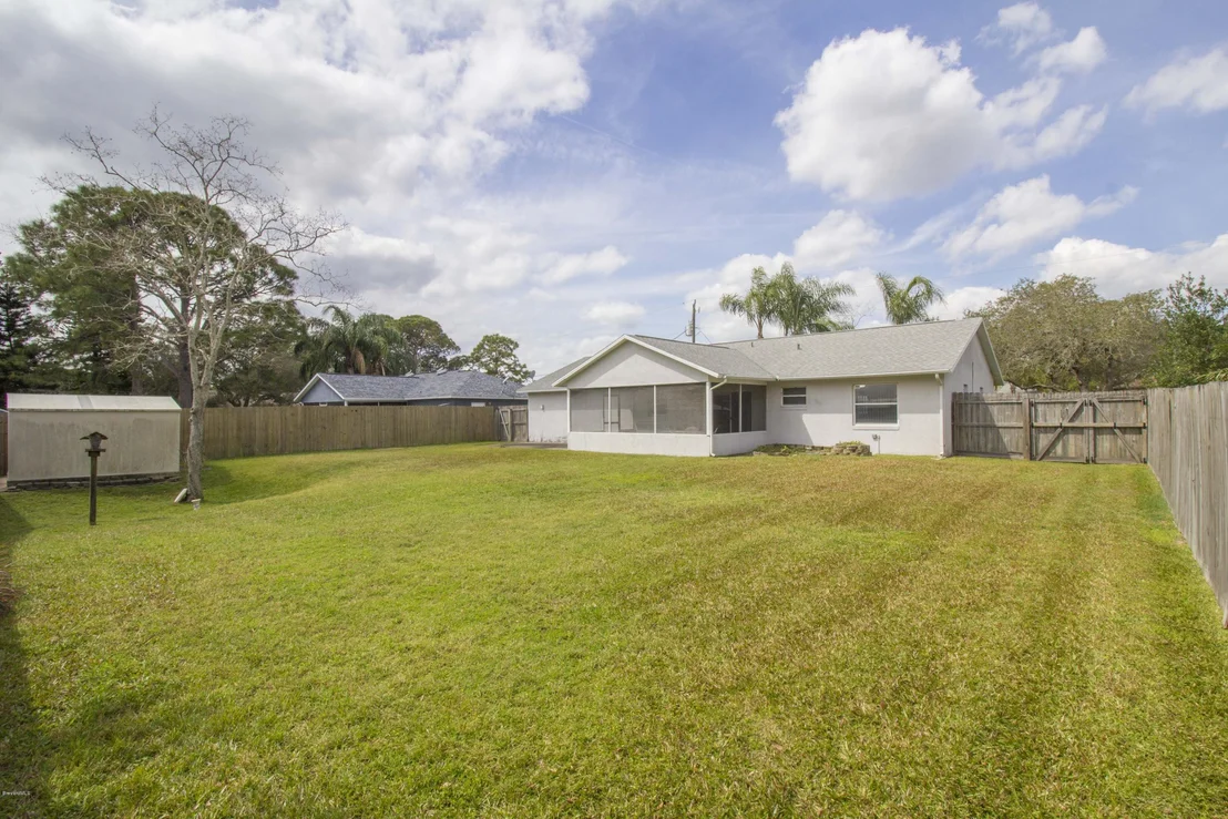 Photo of 6333 Irving Road