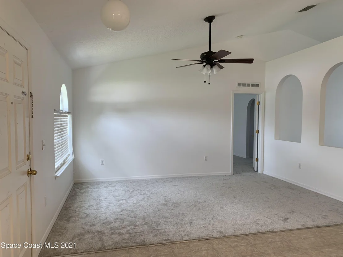 Photo of 721 Amor Drive