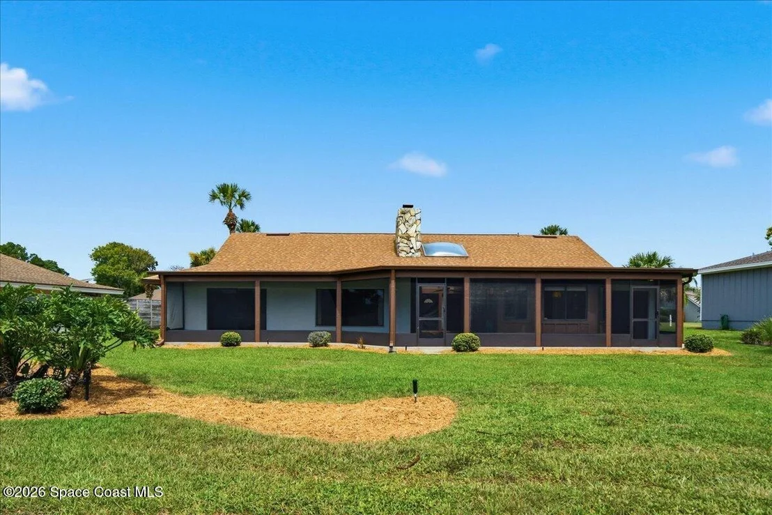 Photo of 653 Doral Lane