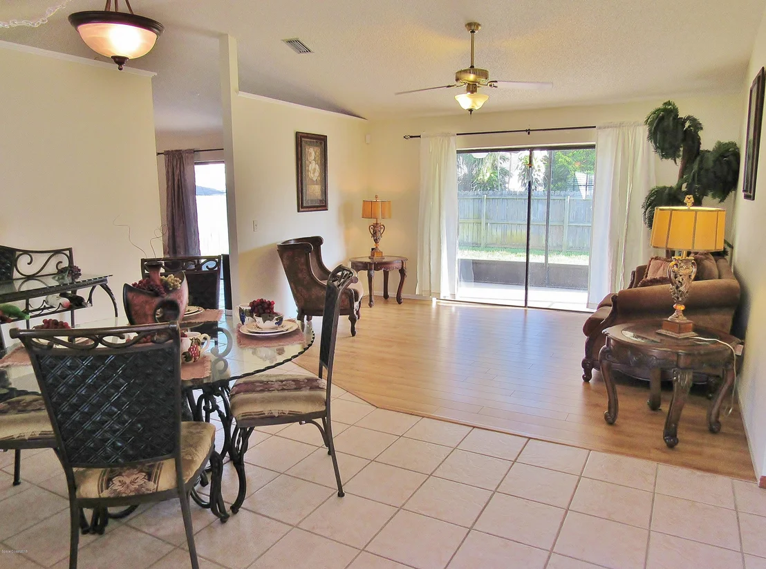 Photo of 894 Yorktowne Drive