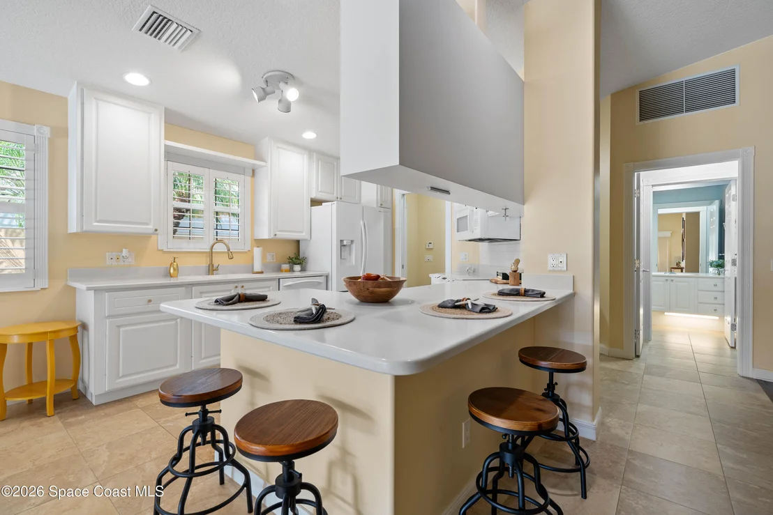 Photo of 3405 Hyperion Way SE