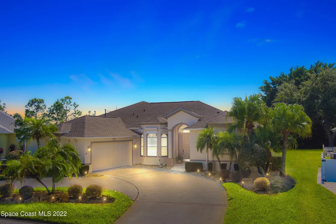 Photo of 974 Wildwood Drive