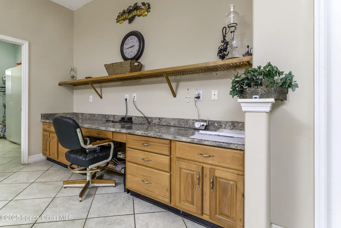 Photo of 386 Valencia Road
