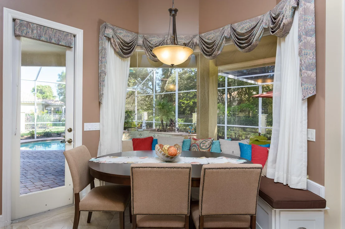 Photo of 789 Oak Park Drive