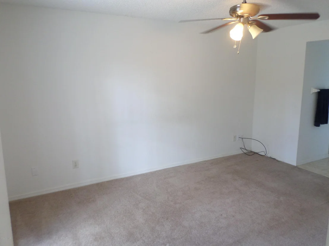 Photo of 5740 FRIENDLY Street