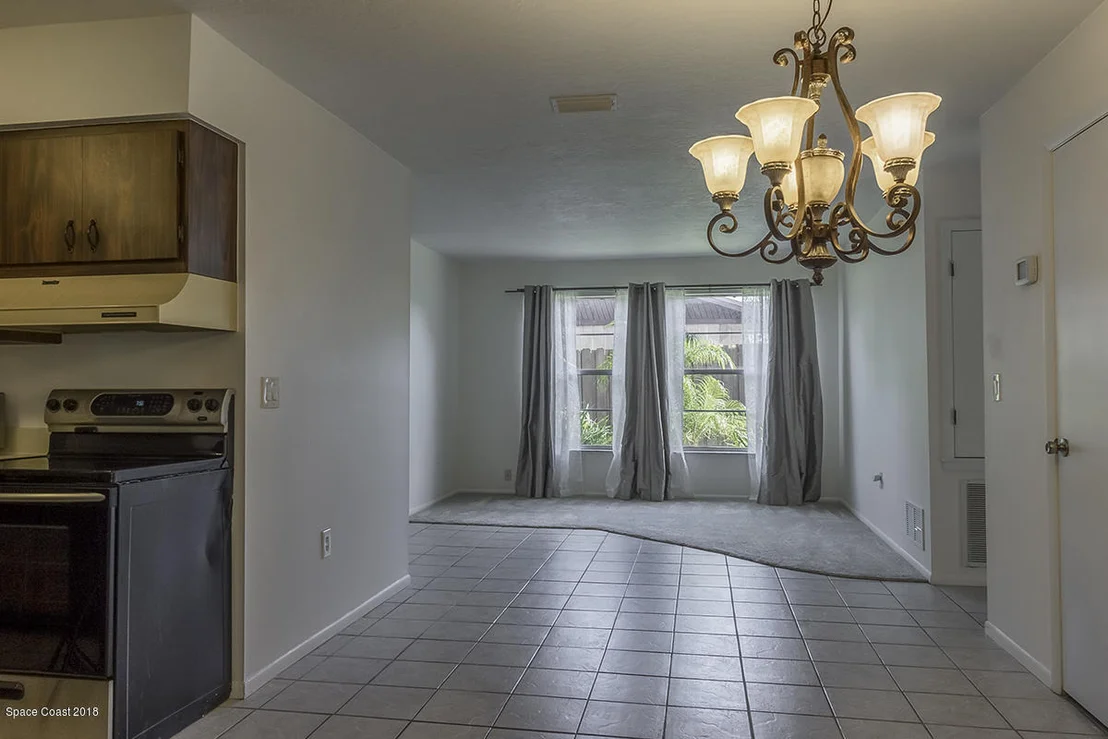 Photo of 2771 Kensington Road