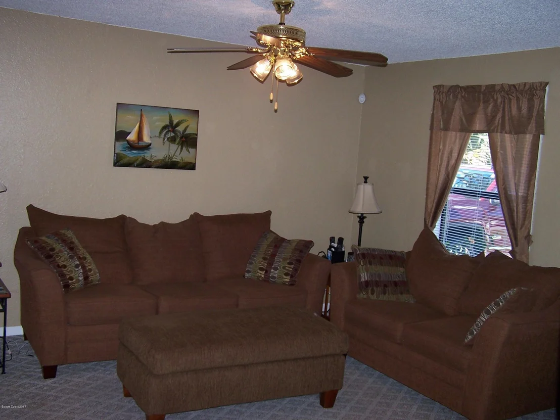 Photo of 6383 Hudson Road