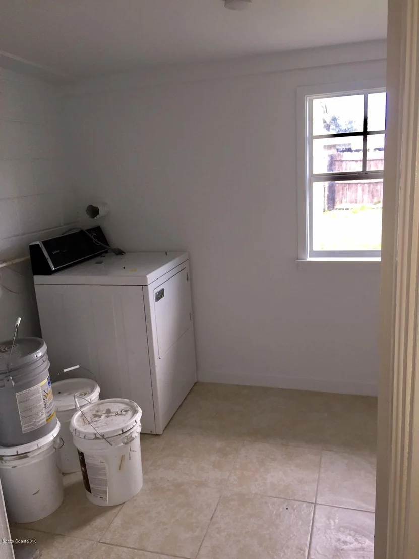 Photo of 2540 Clinton Drive NE