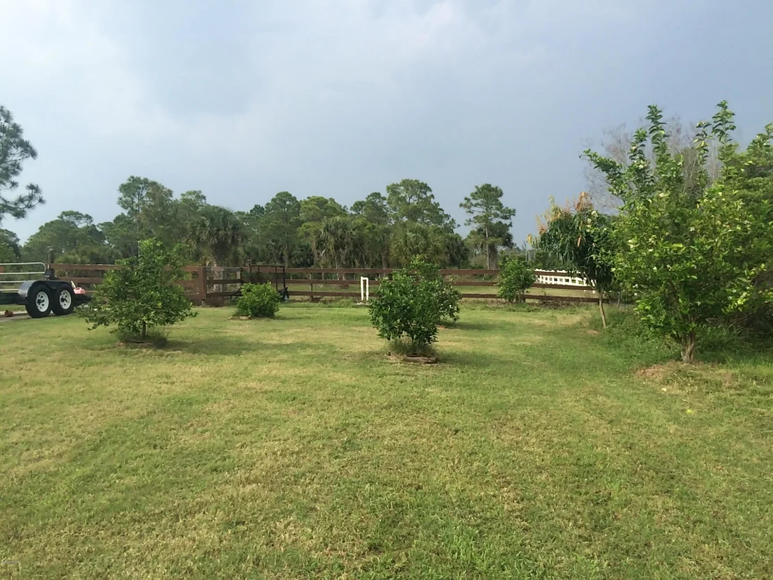 Photo of 1720 Benjamin Road