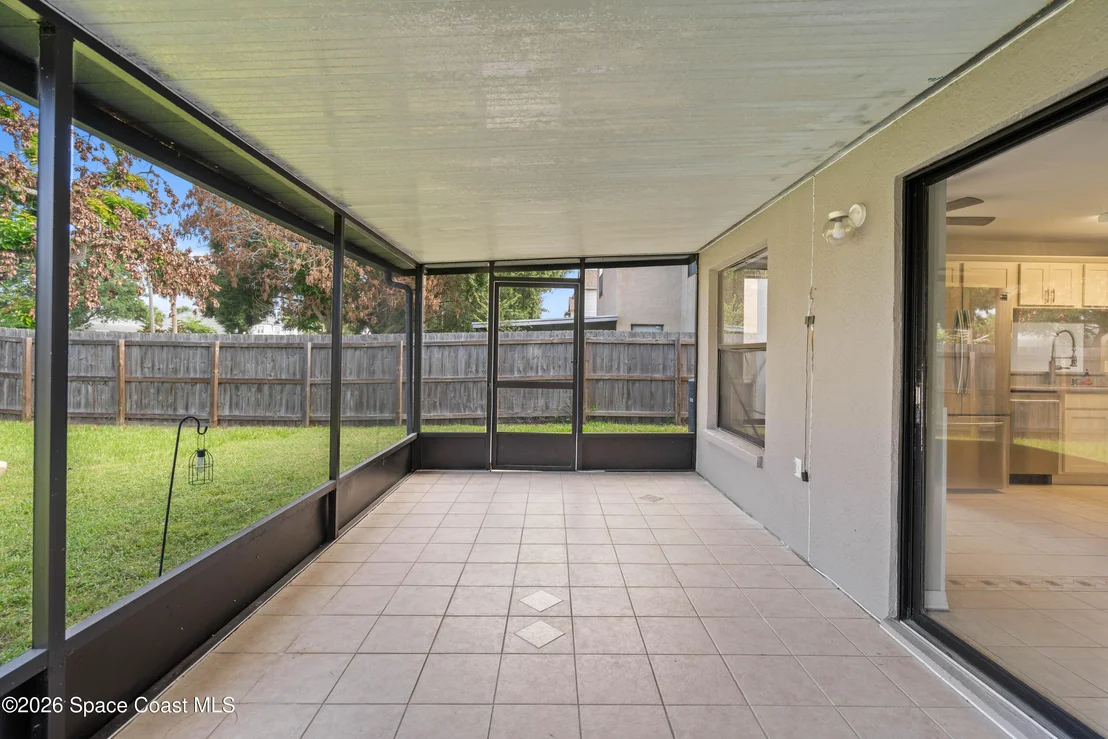 Photo of 1624 Clover Circle