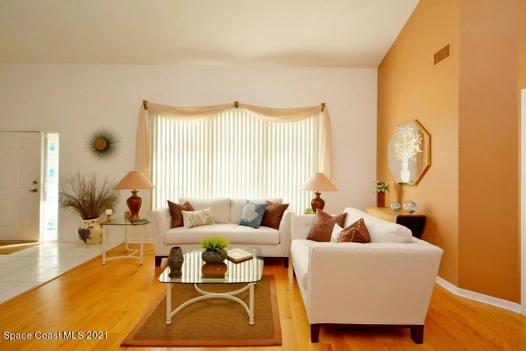 Photo of 2100 Lionel Drive