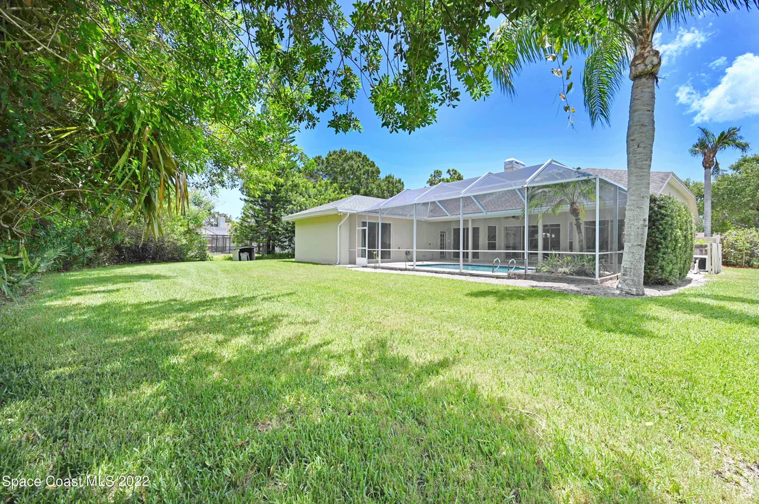 Photo of 3886 Beechgrove Road