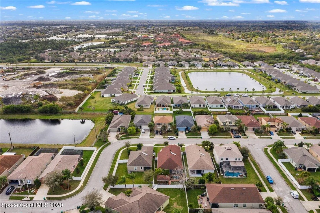 Photo of 3235 Constellation Drive