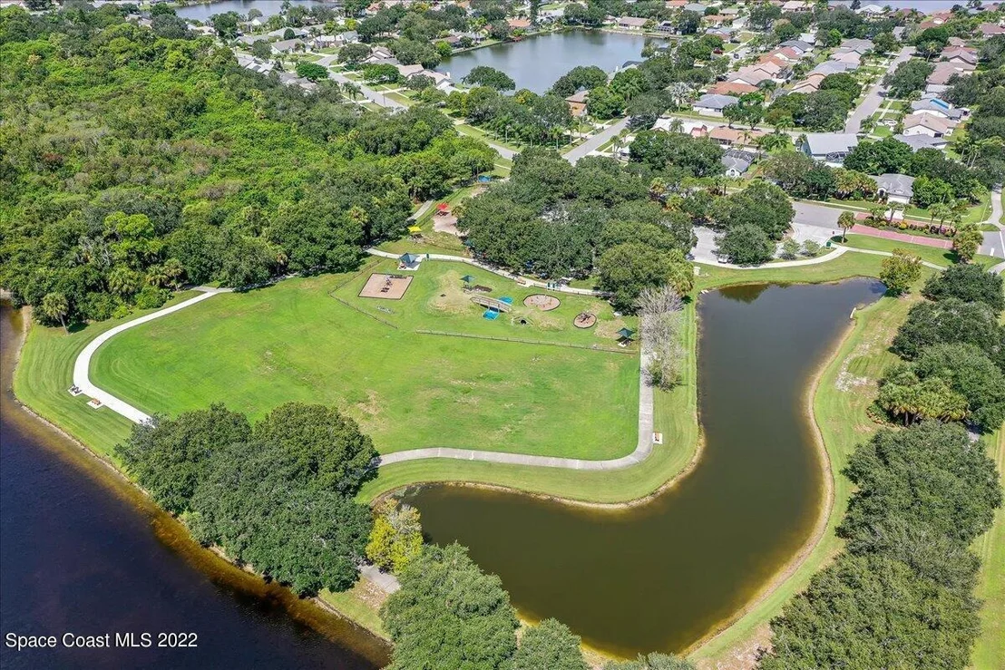Photo of 1936 Fabien Circle