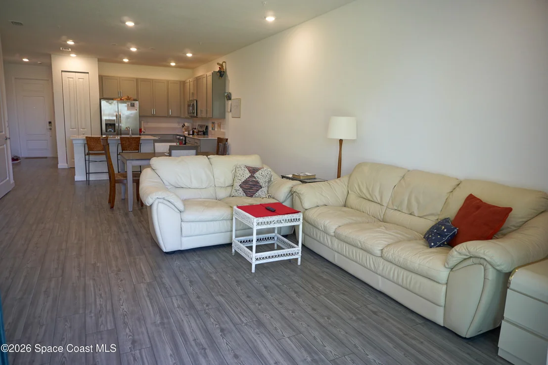 Photo of 1916 Cerulean Drive NW