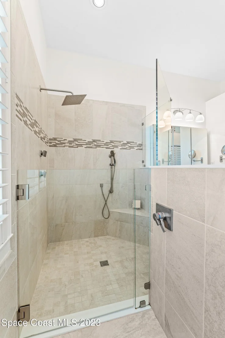 Photo of 665 Carriage Hill Road
