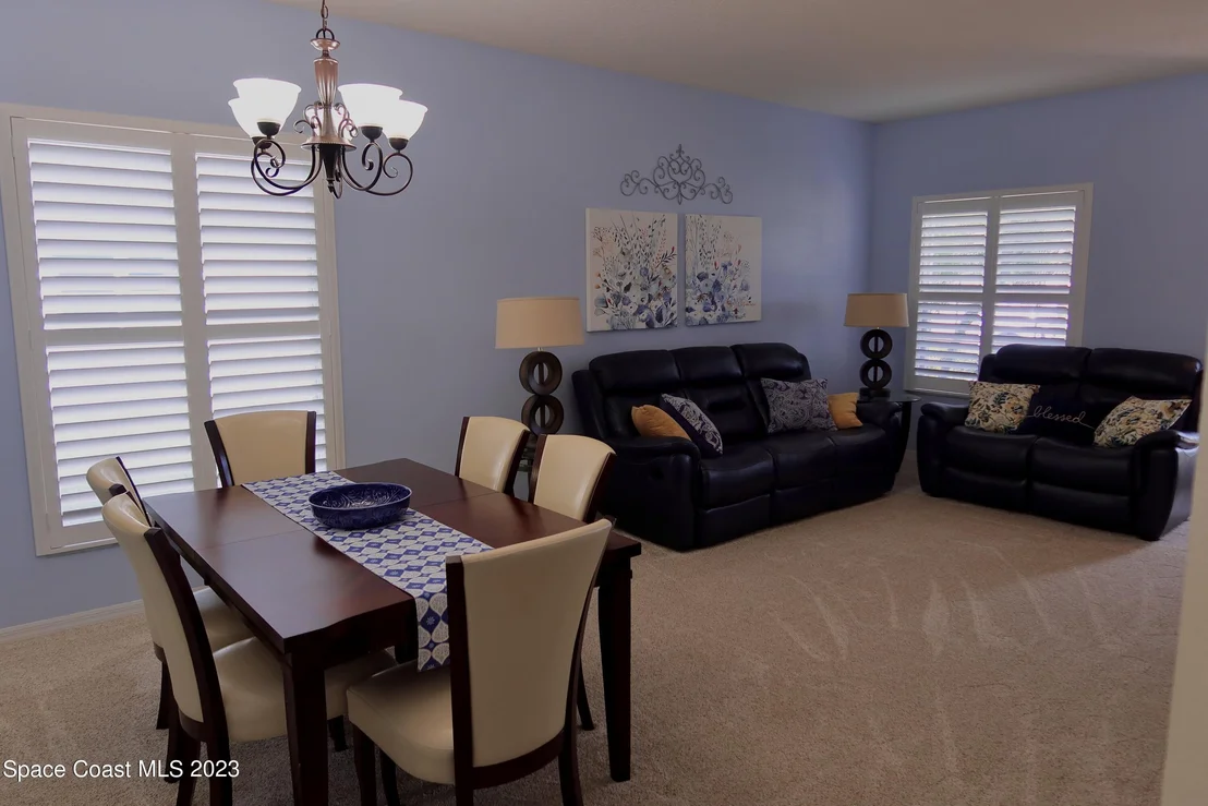 Photo of 910 Misty Creek Drive