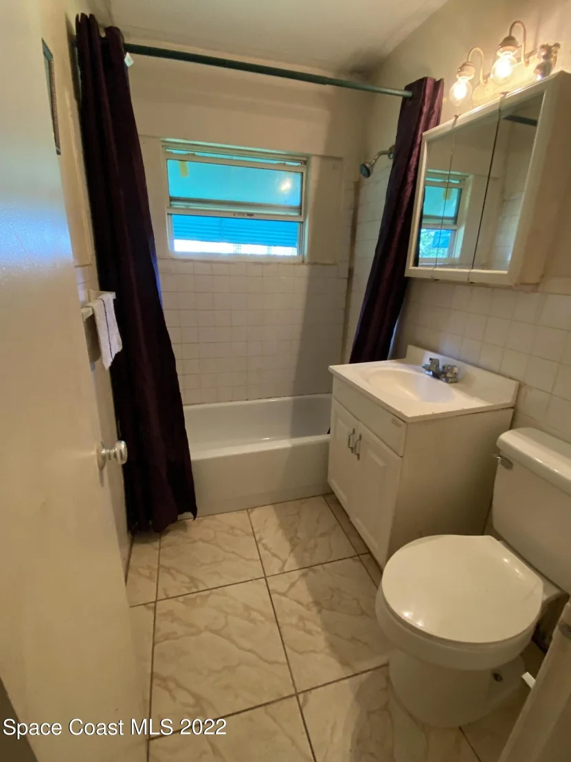 Photo of 1017 Montclair Road