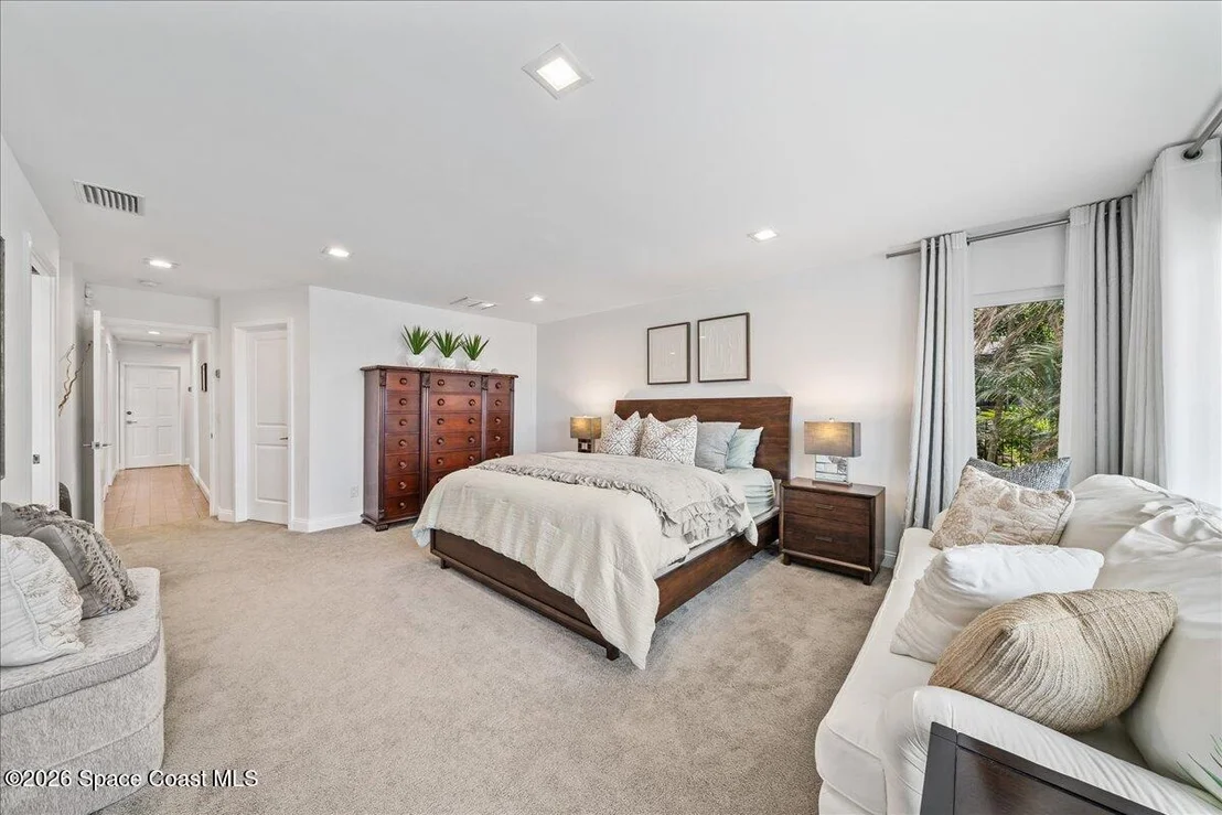 Photo of 408 Riverside Drive