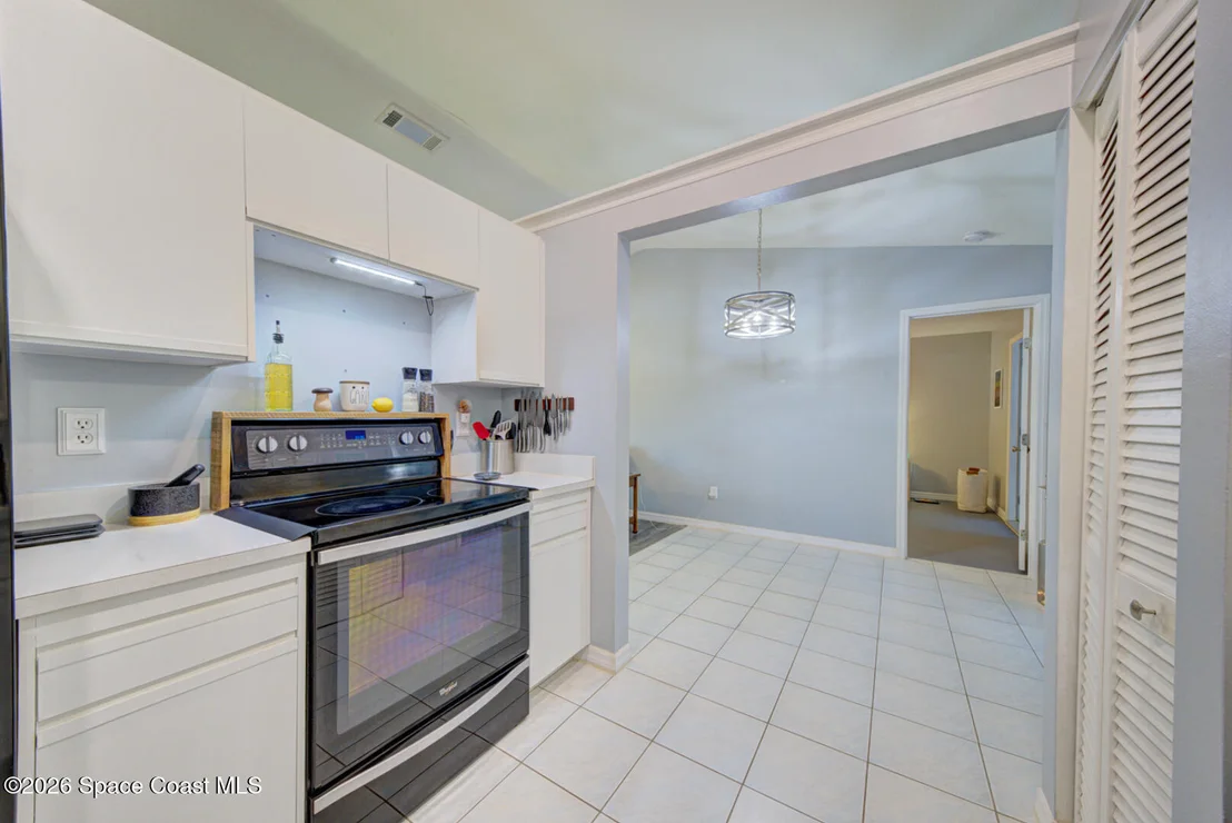 Photo of 6520 Adrian Street