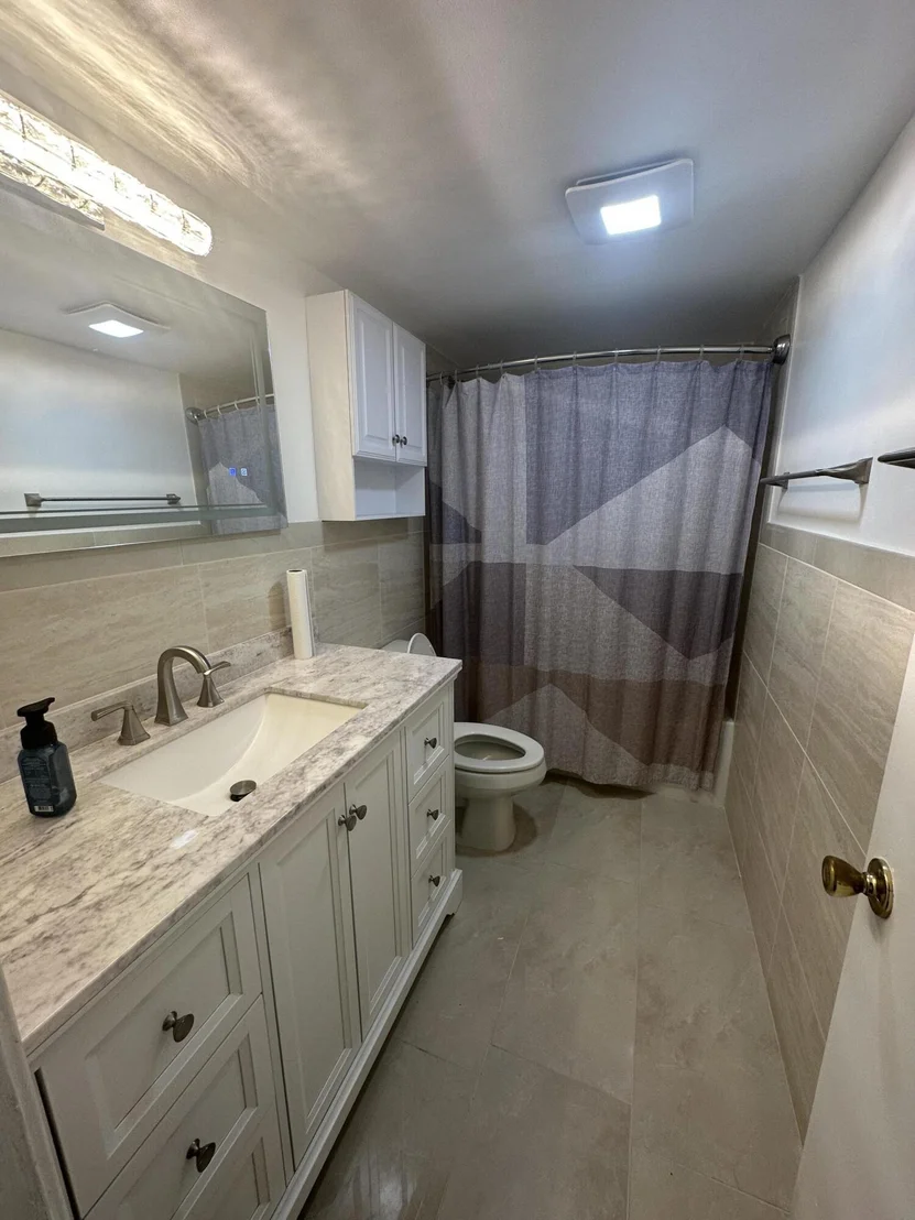Photo of 319 Meadowood Lane