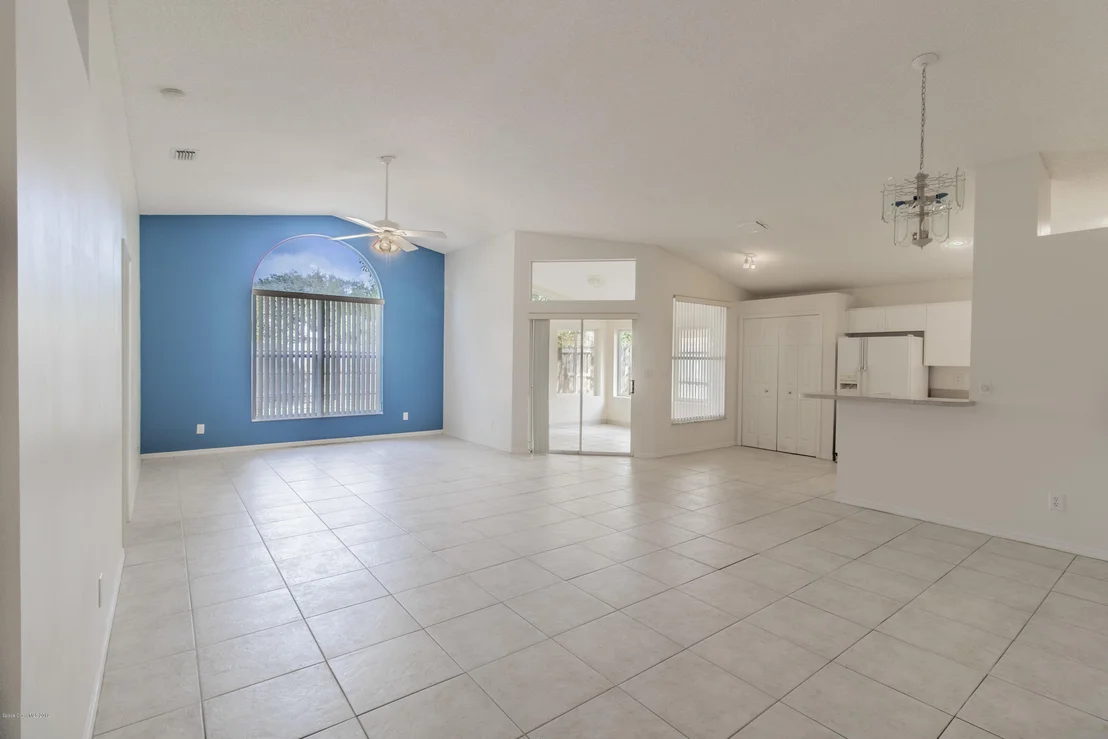 Photo of 2454 Saint Johns Lane