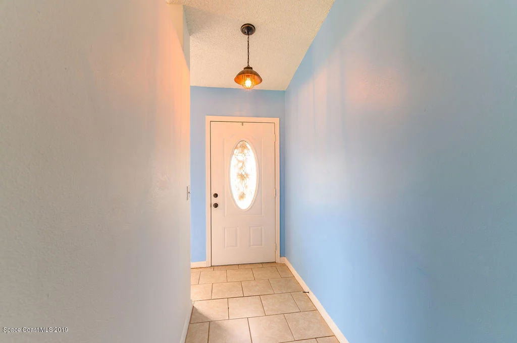 Photo of 1174 Ruby Street SE