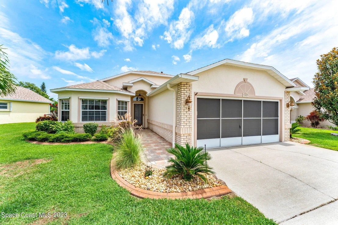 Photo of 1027 Pine Creek Circle NE
