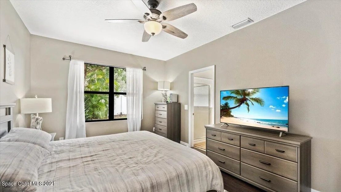 Photo of 1166 Bolle Circle