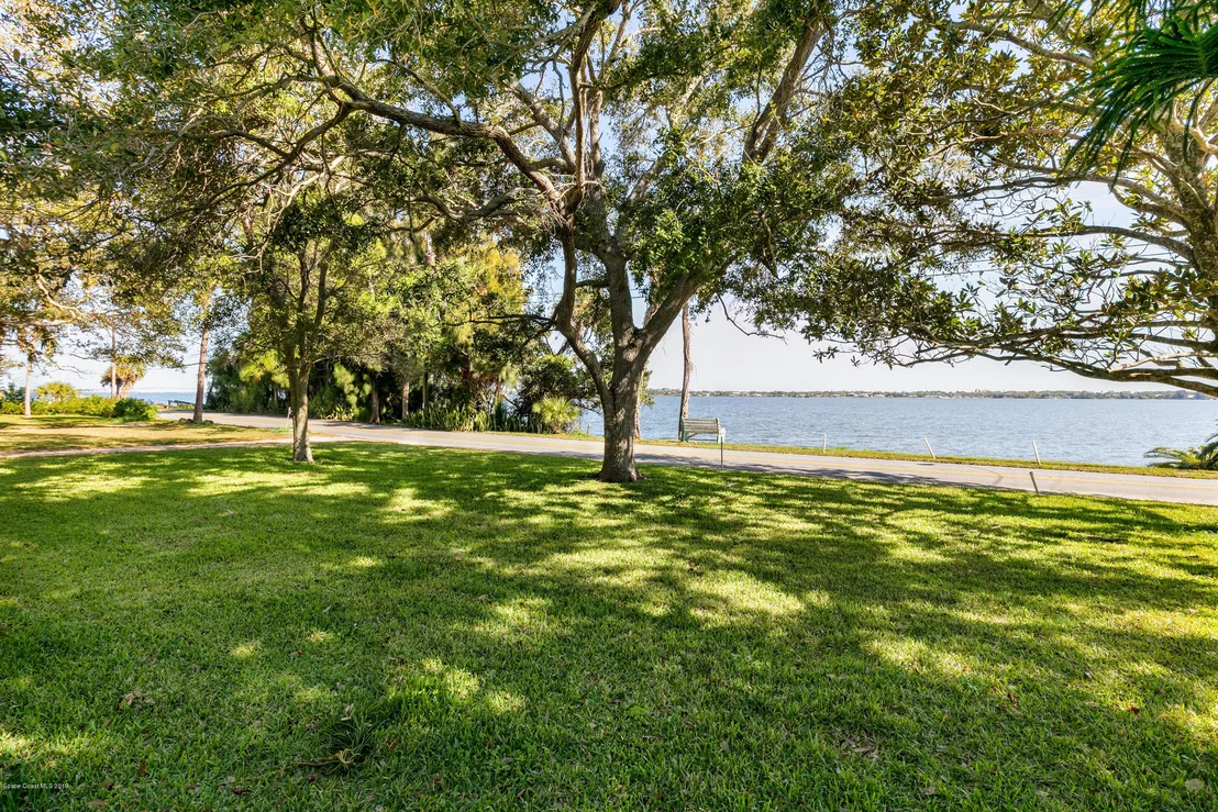 Photo of 1305 Rockledge Drive