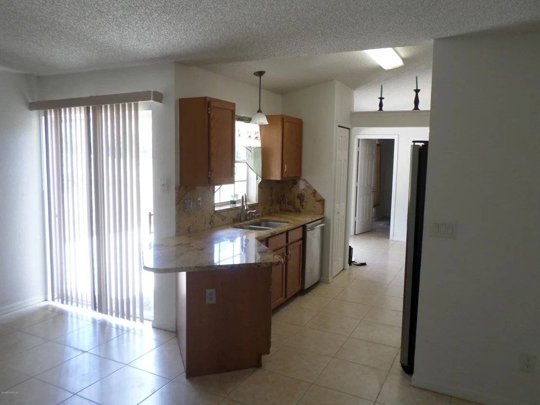 Photo of 5740 FRIENDLY Street
