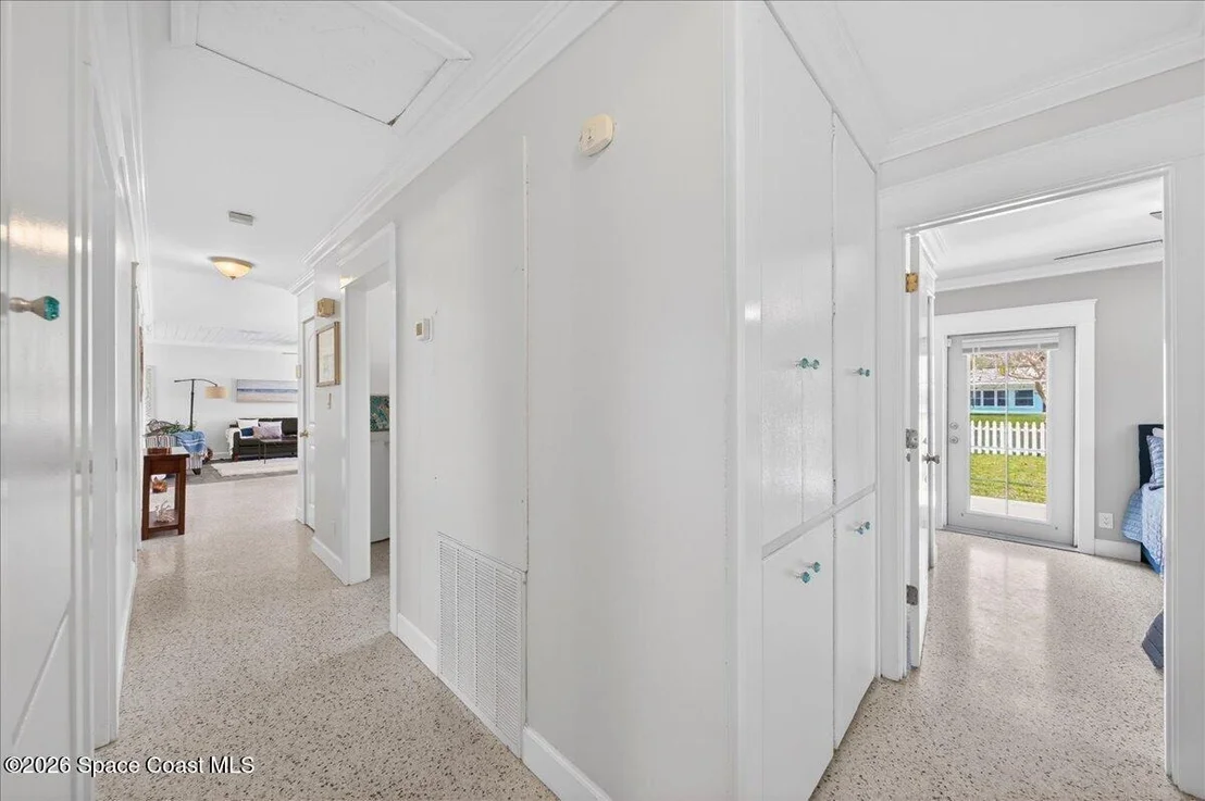 Photo of 433 Blakey Boulevard