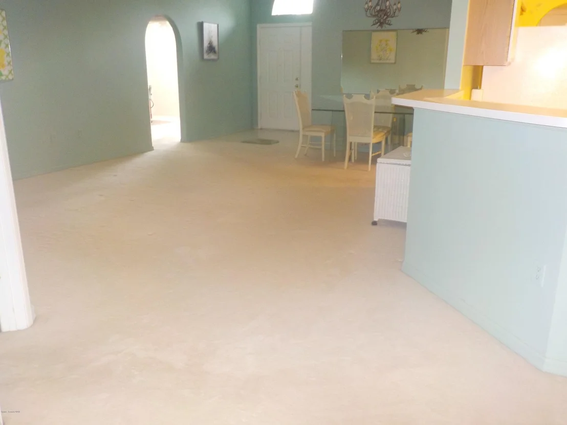 Photo of 2217 Spring Creek Circle NE