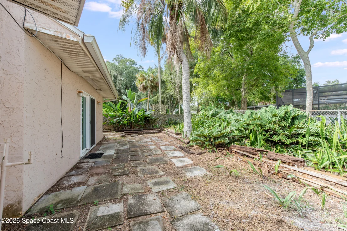 Photo of 555 Rockledge Drive