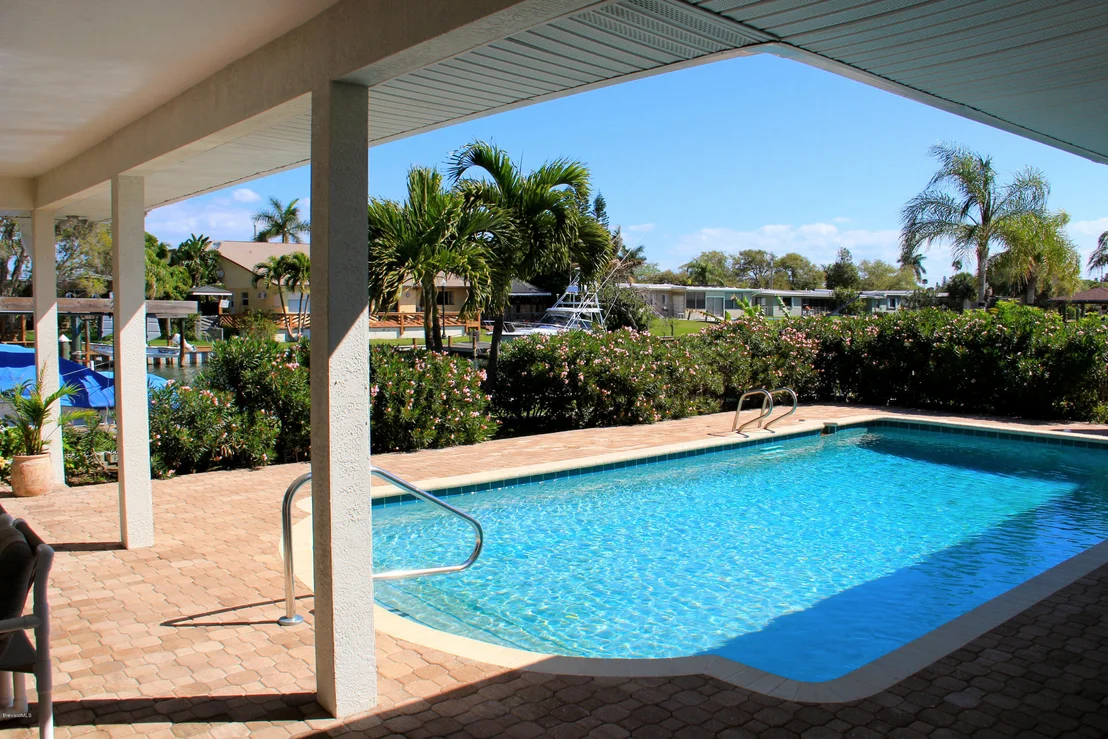 Photo of 452 Angelo Lane