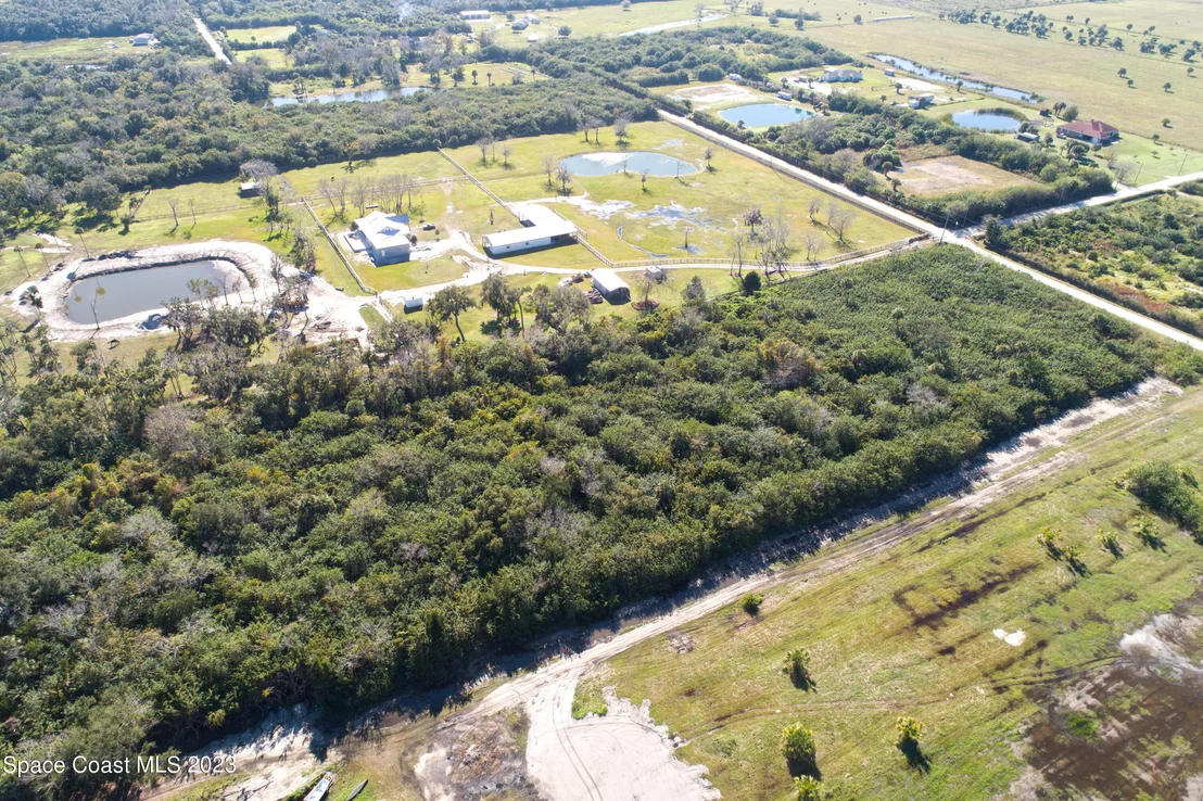 Photo of 3495 Hammock Road