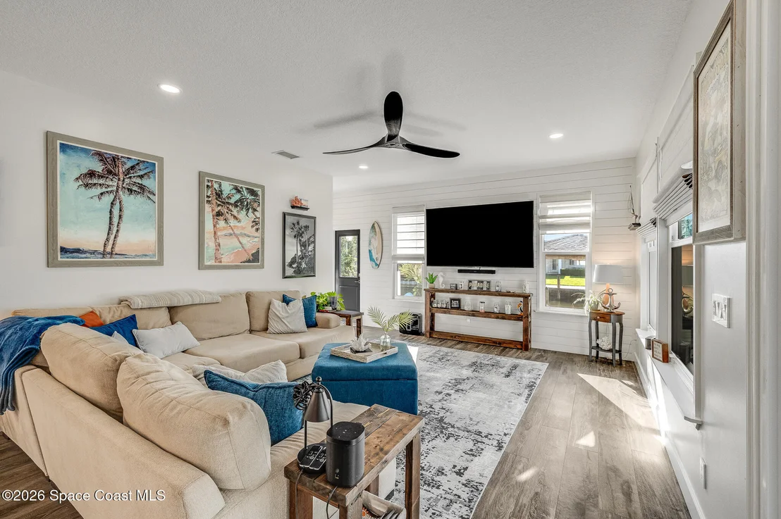 Photo of 447 Sandy Key