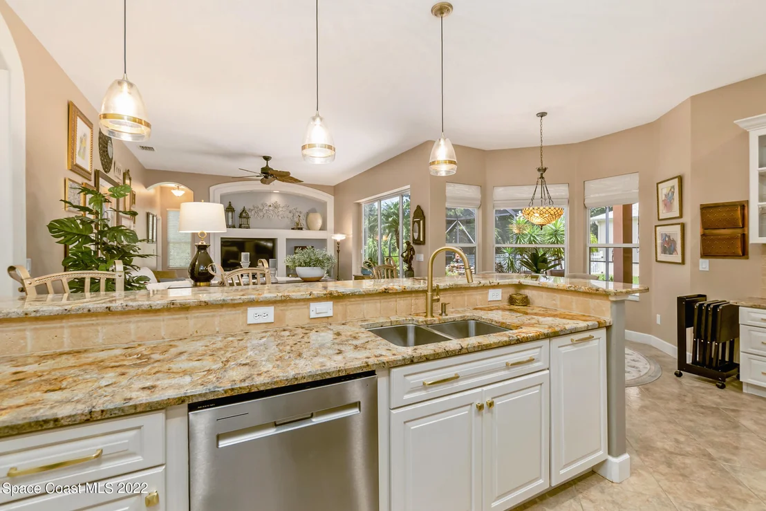 Photo of 3616 Peninsula Circle