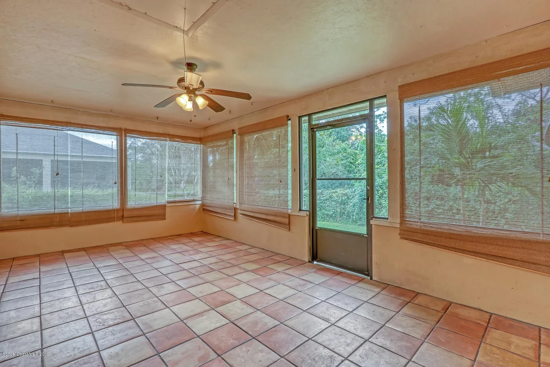 Photo of 3214 Jupiter Boulevard SE