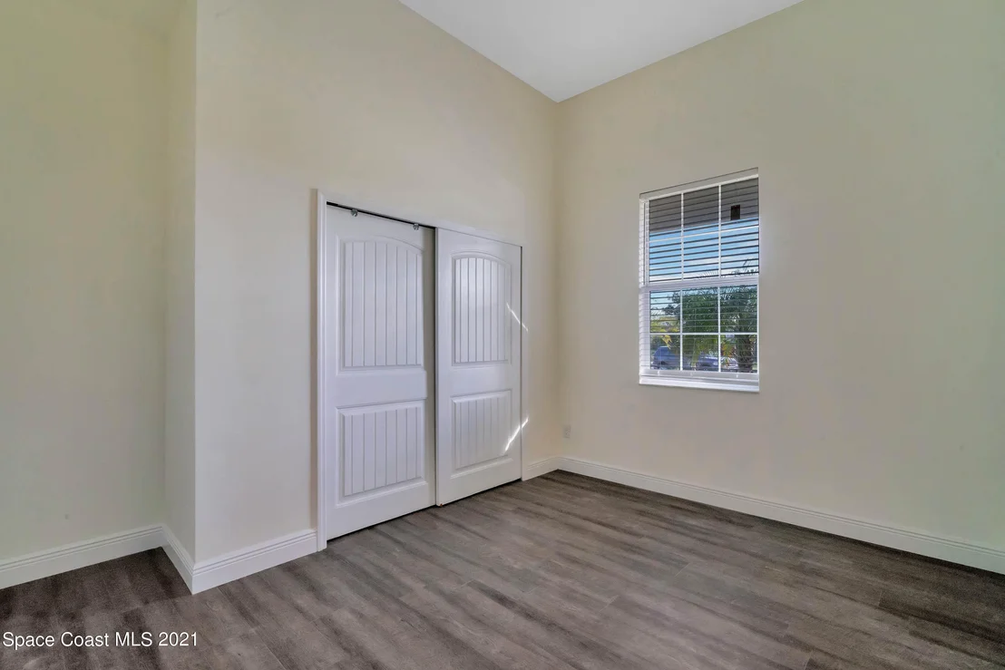 Photo of 7357 Bluemink Lane