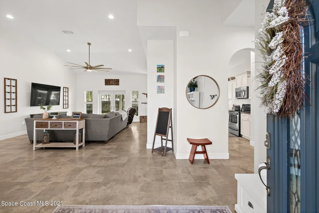 Photo of 6495 Bamboo Avenue