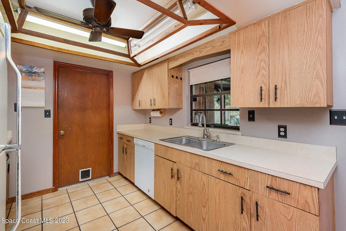 Photo of 6299 Deer Lane