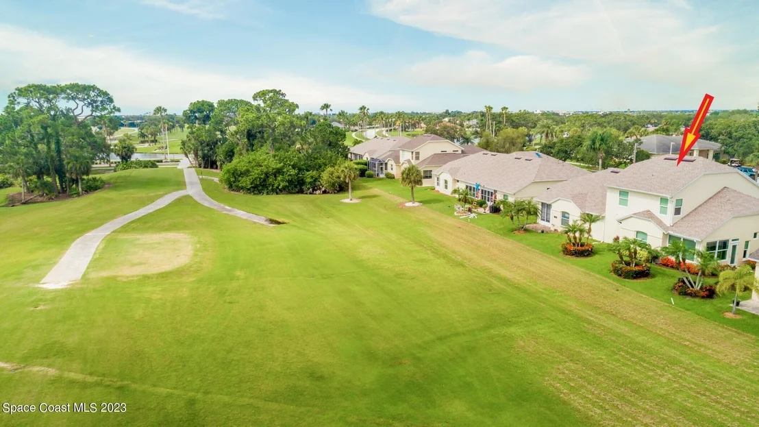 Photo of 1945 Golf Vista Boulevard