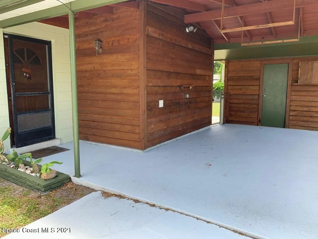 Photo of 2462 Floridiane Drive