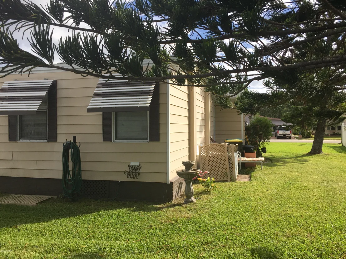 Photo of 2448 Coconut Palm Drive NE