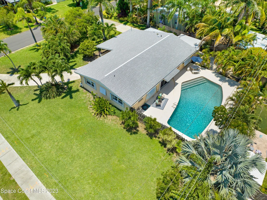 Photo of 705 3rd Avenue