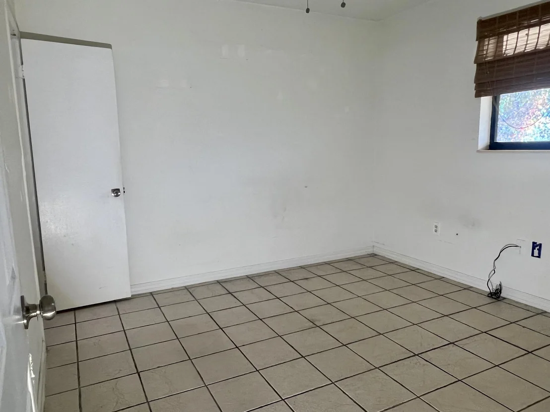Photo of 303 Georgetown Avenue