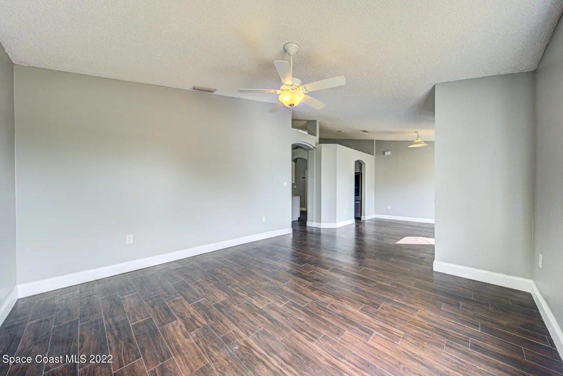 Photo of 3938 Tangle Drive
